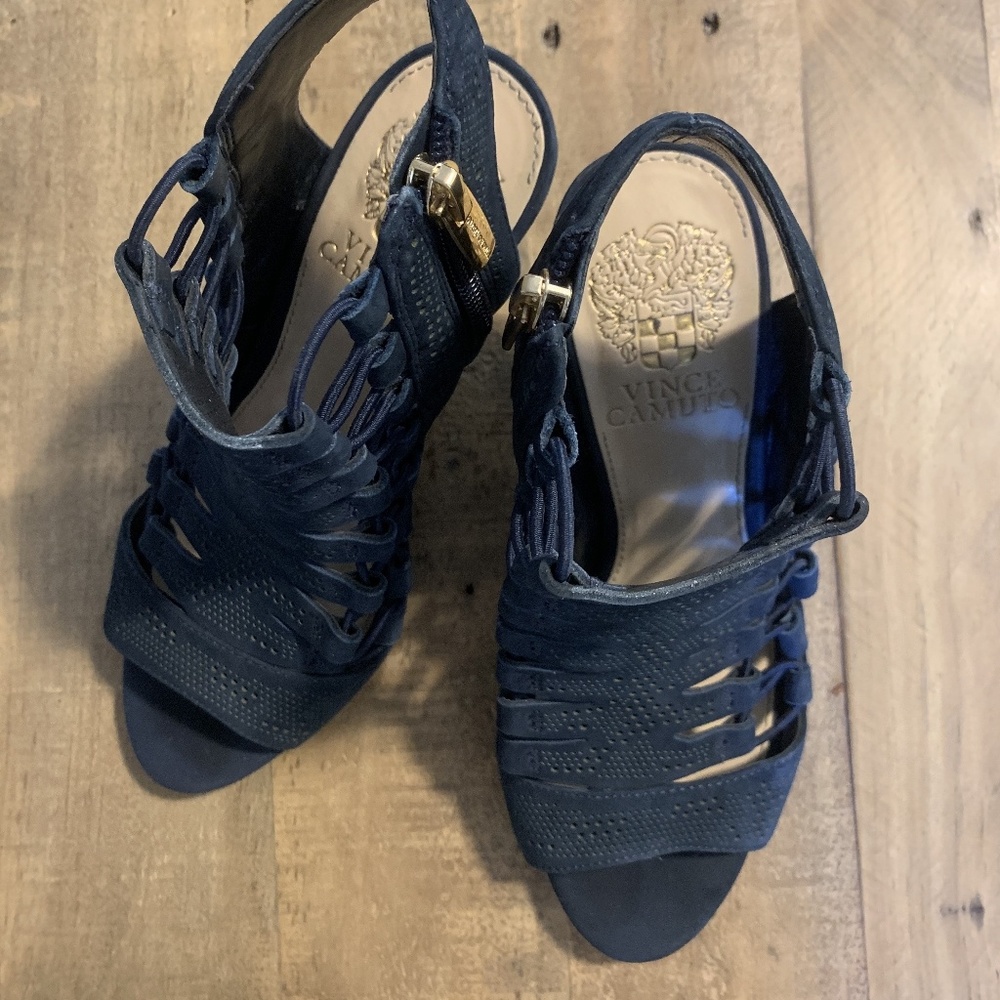 Vince Camuto heels (Great Condition)